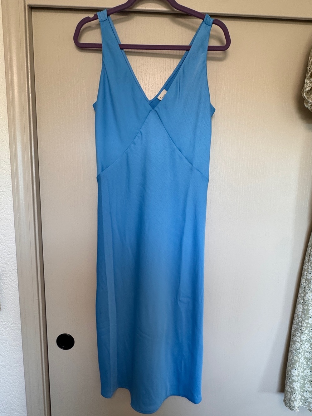 Blue V-Neck Sleeveless midi Slip Dress